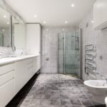 Badezimmer, Sanitär Ziegler